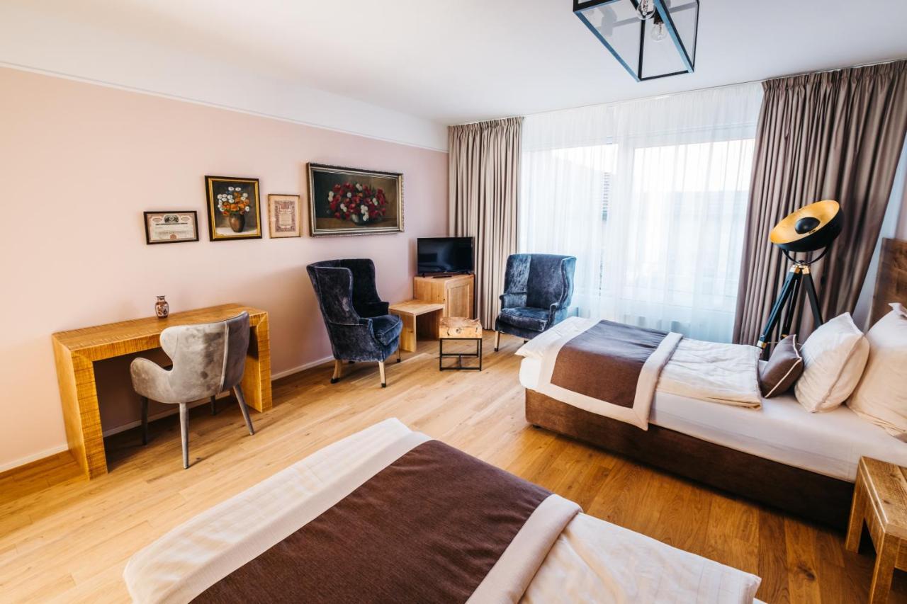 Boutique Hotel Corso Řevnice Zewnętrze zdjęcie