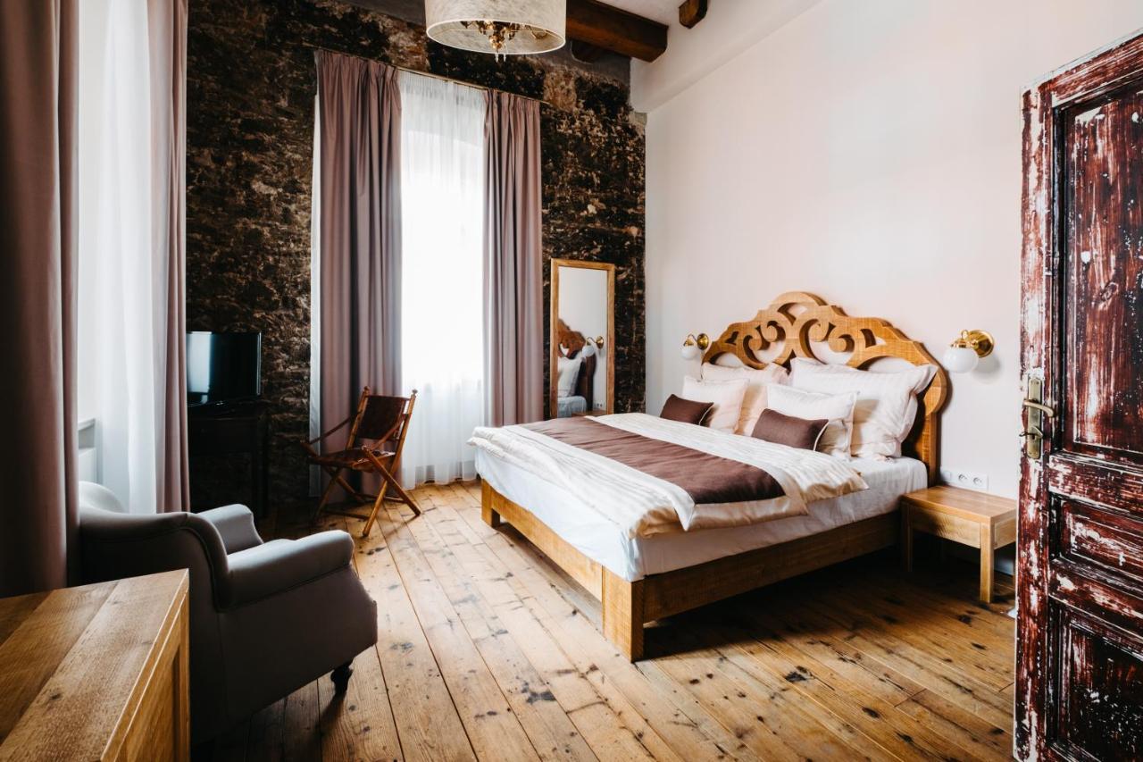 Boutique Hotel Corso Řevnice Zewnętrze zdjęcie